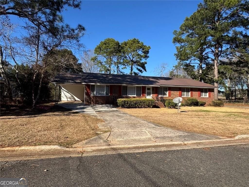 202 Lawn Street Fort Valley - Photo 1