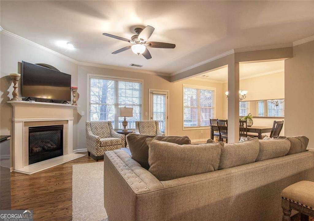 2396 Meadow Falls Lane Duluth - Photo 16