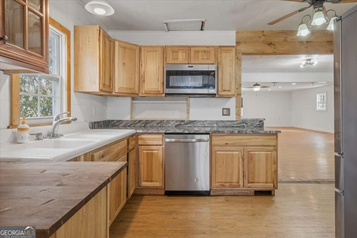 1491 Booze Mountain Road Silver Creek - Photo 15