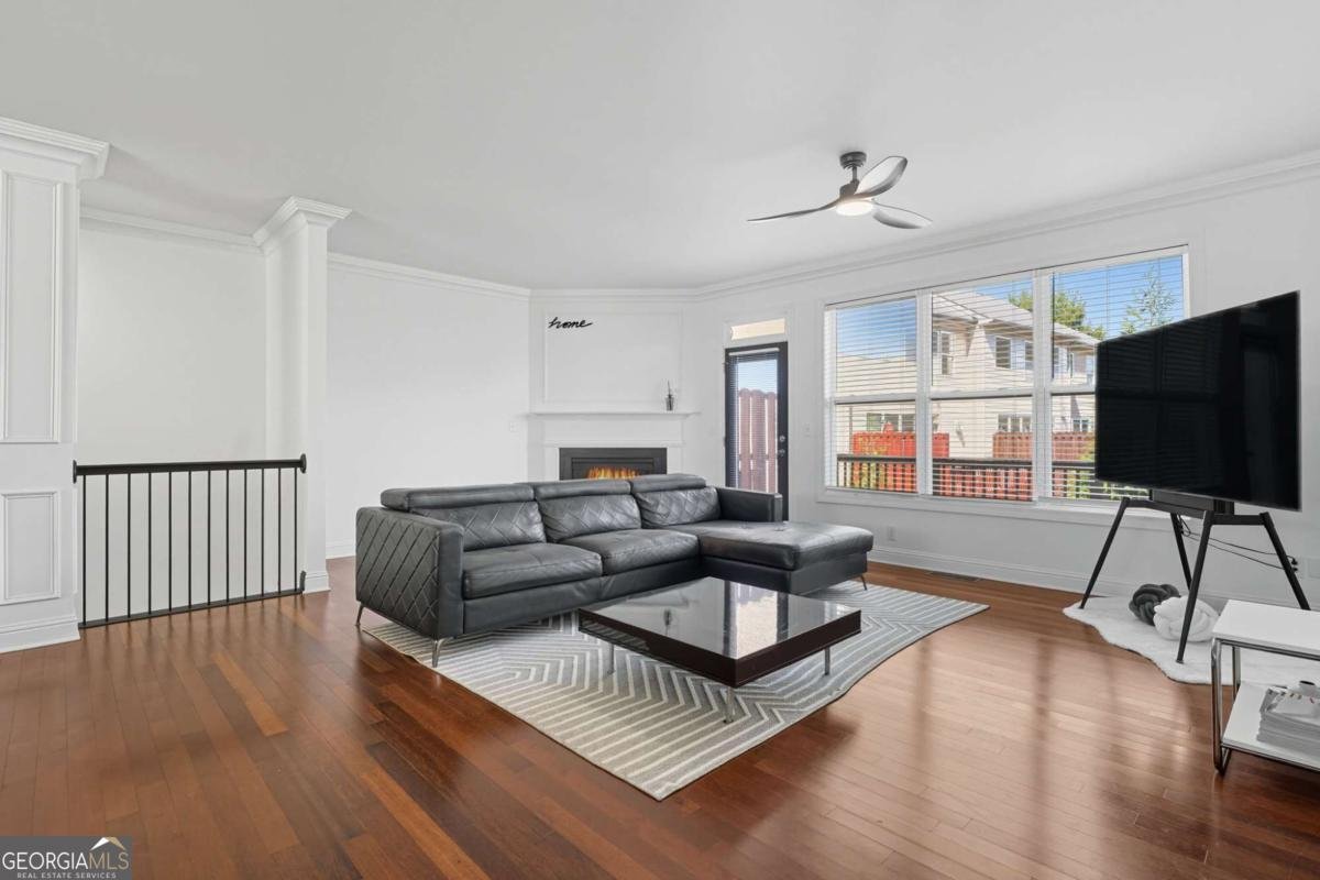 5747 Pine Oak Drive Peachtree Corners - Photo 11