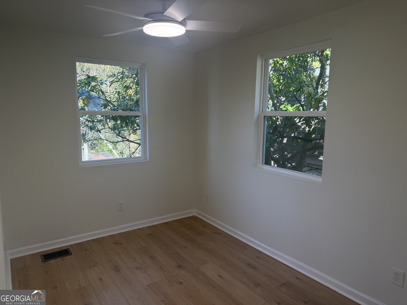 614 38th Street Savannah - Photo 23