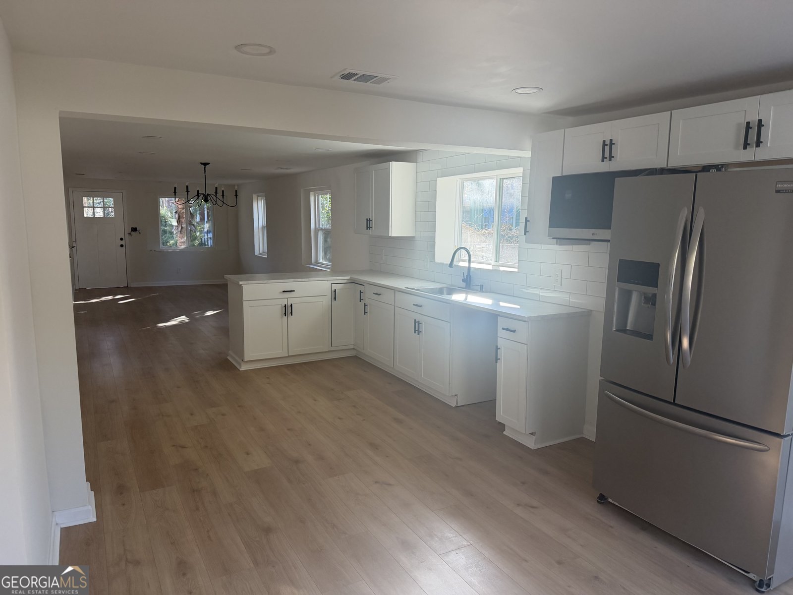 614 38th Street Savannah - Photo 8