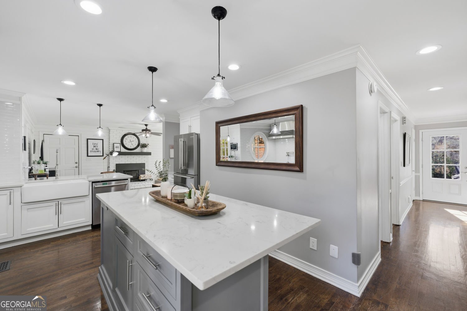 9330 Martins Lake Drive Roswell - Photo 12