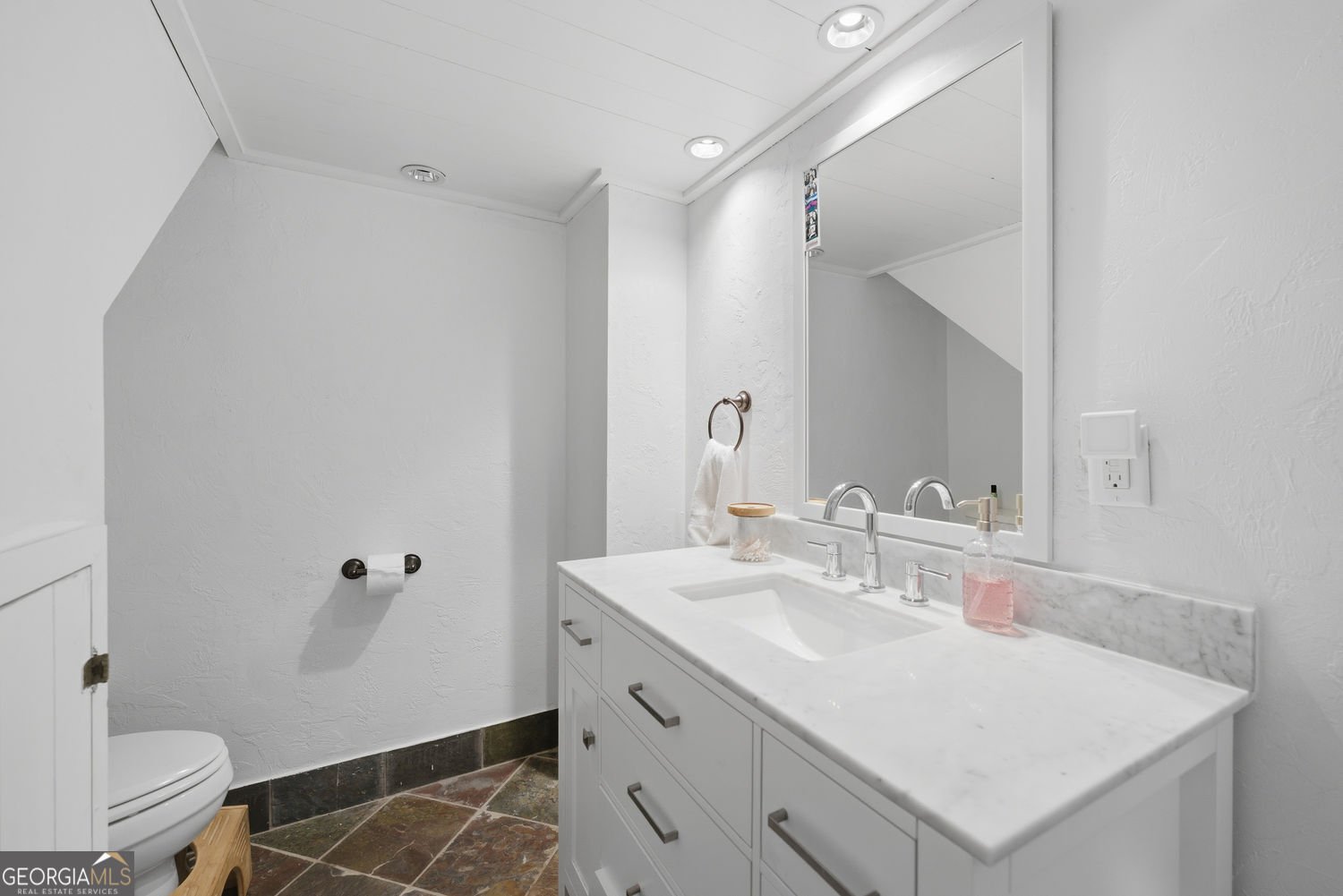 9330 Martins Lake Drive Roswell - Photo 46