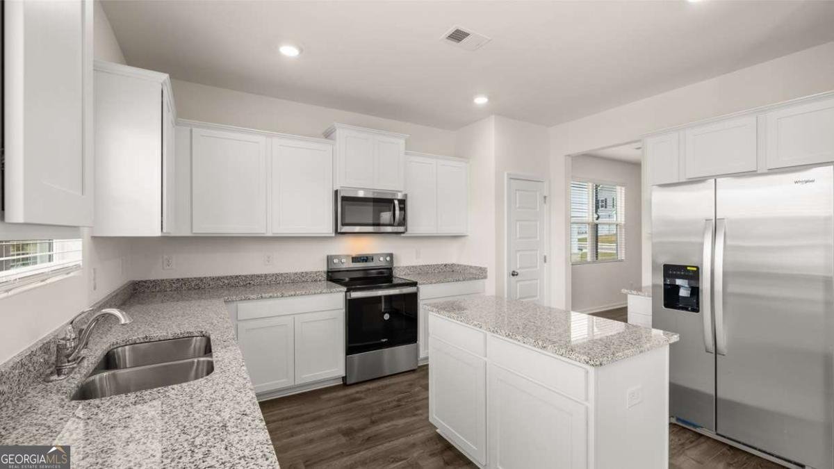 829 Trillium Drive Locust Grove - Photo 11