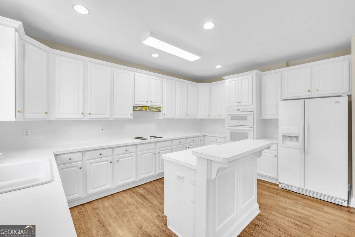 2214 Foxboro Lane Dunwoody - Photo 17