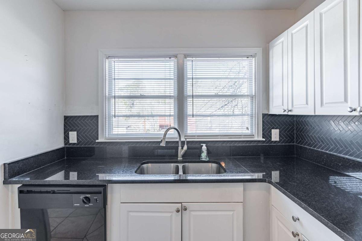 3723 Glenwood Road Decatur - Photo 17