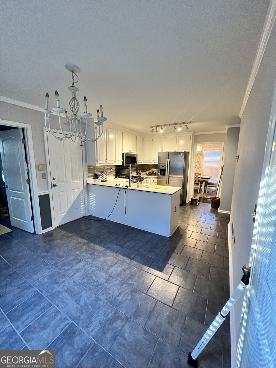 1004 Crown River Parkway McDonough - Photo 6