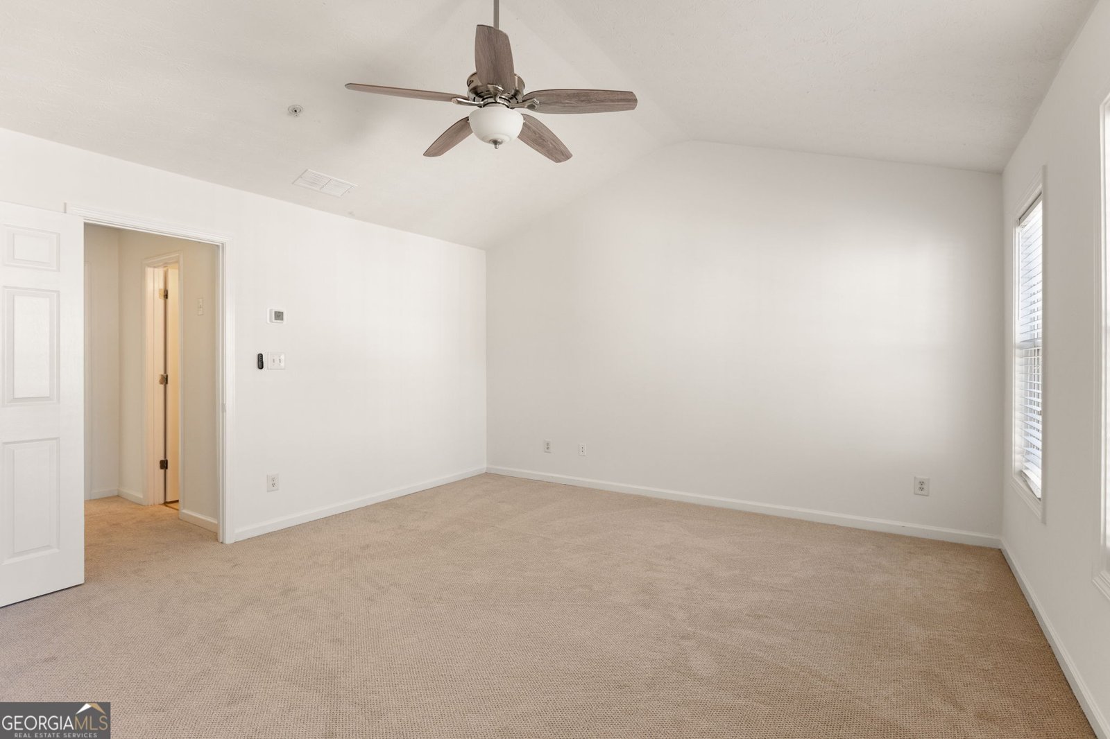 2596 Avery Park Circle Atlanta - Photo 14