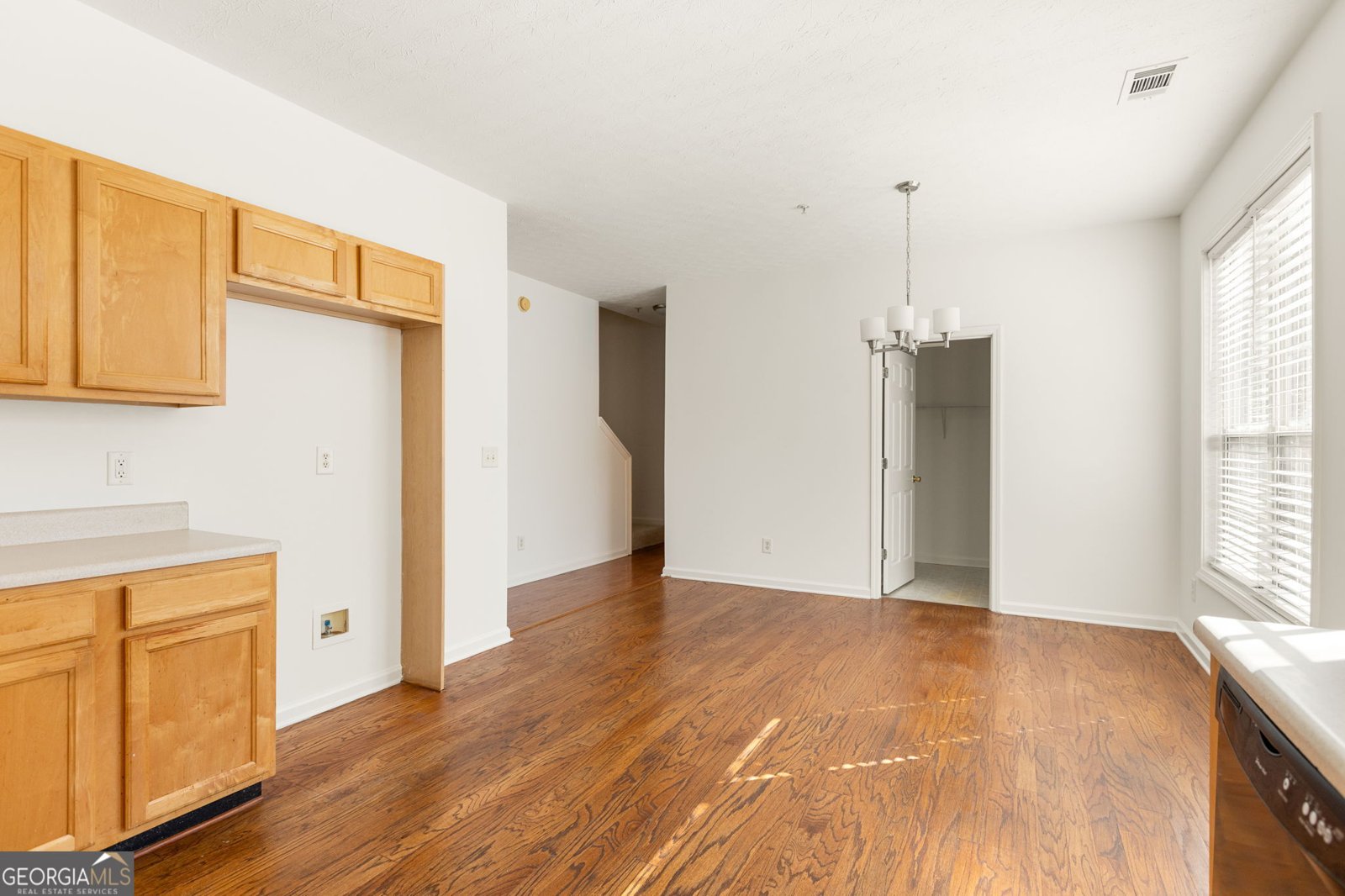 2596 Avery Park Circle Atlanta - Photo 7