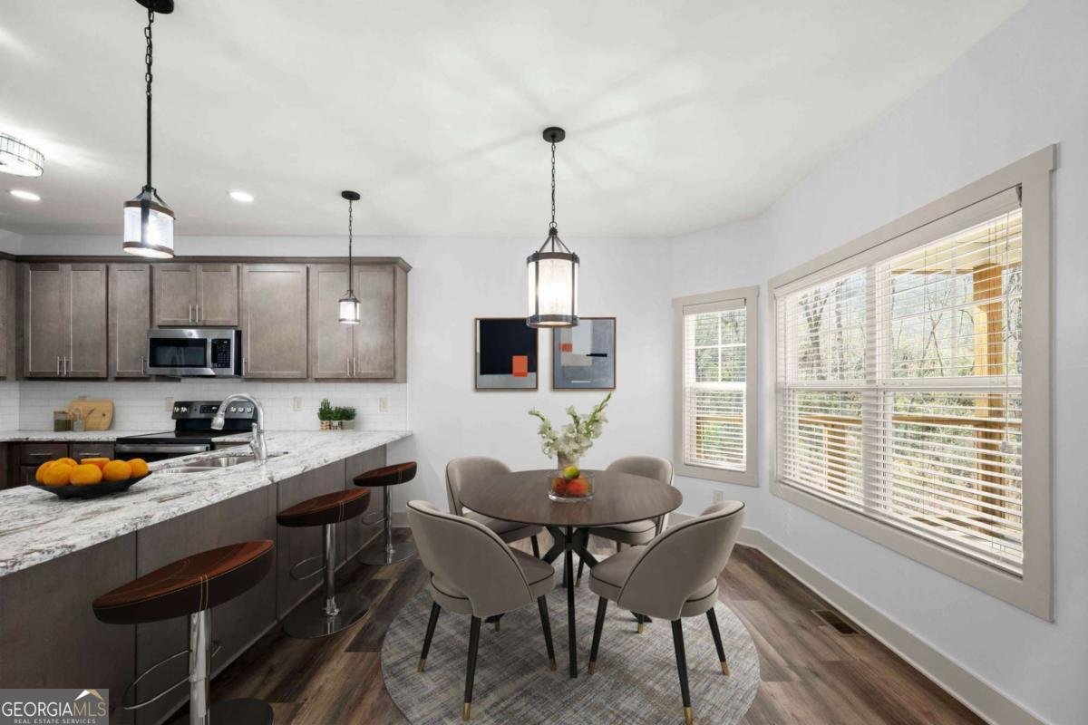 562 Yonah Lake Drive Sautee Nacoochee - Photo 8