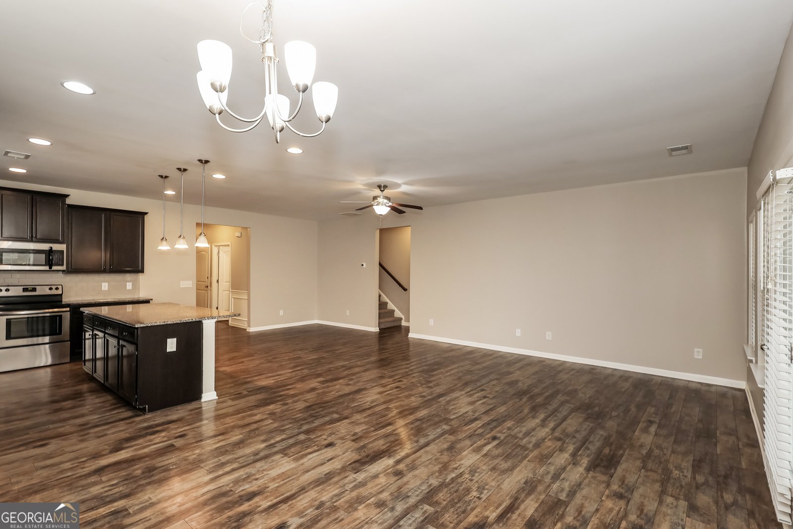 145 Thomaston Street Newnan - Photo 6