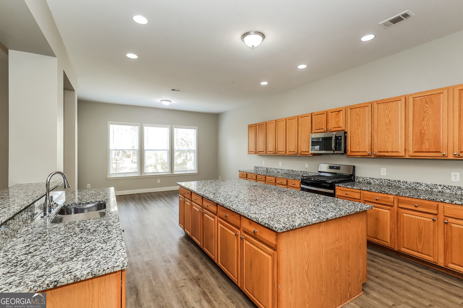 7461 Mistydawn Drive Fairburn - Photo 10