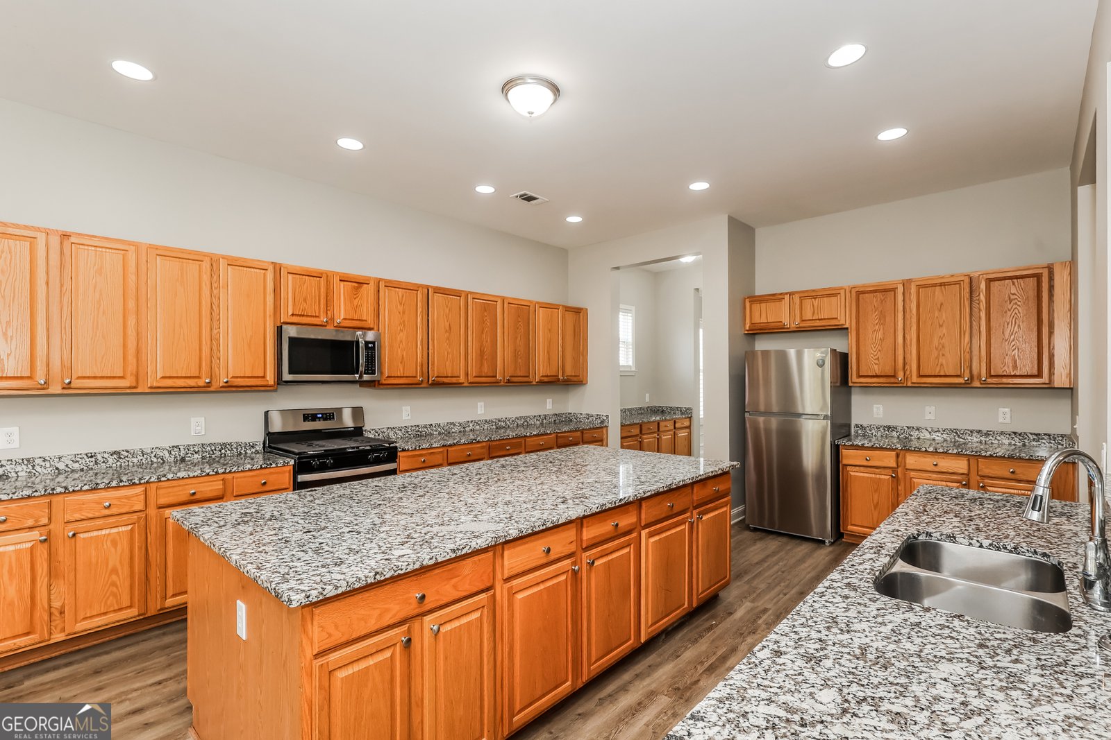 7461 Mistydawn Drive Fairburn - Photo 9