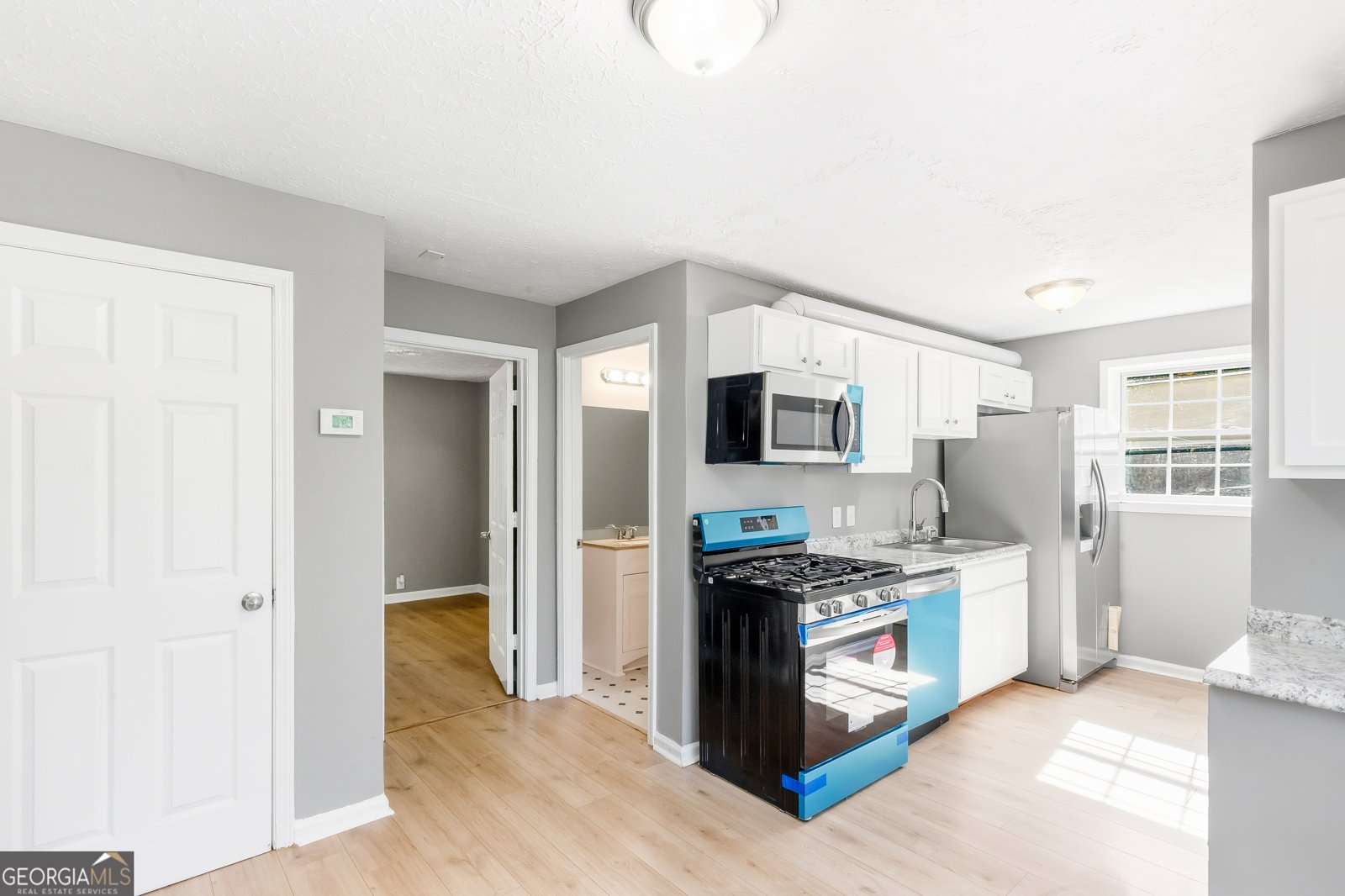 8211 Thompson Street Douglasville - Photo 11