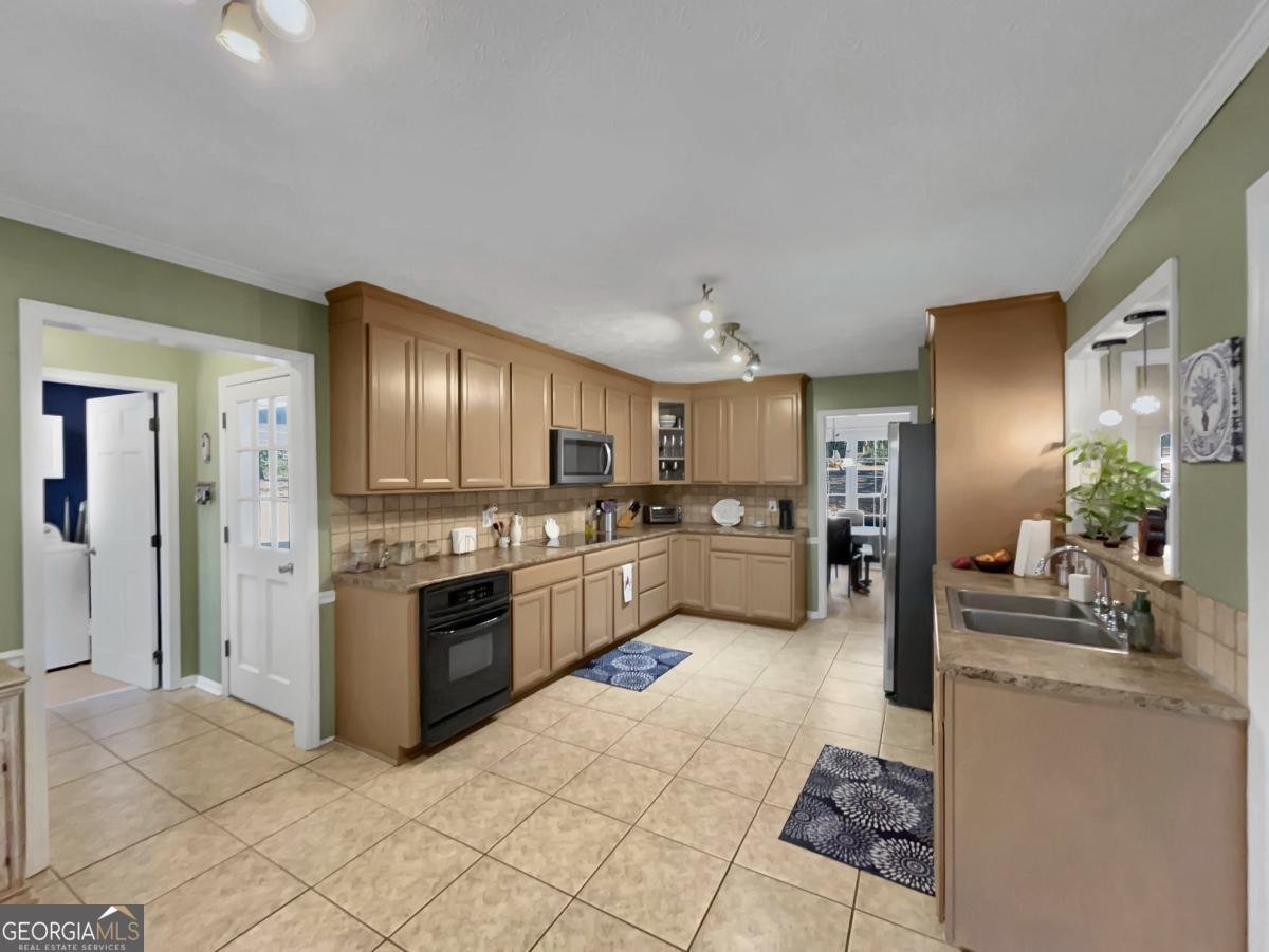 306 Cedar Springs Drive Athens - Photo 11