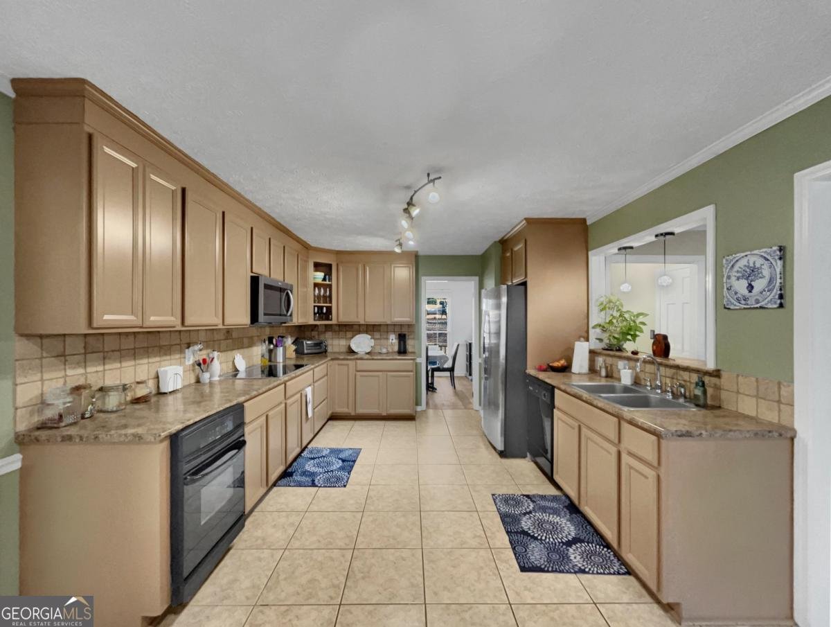 306 Cedar Springs Drive Athens - Photo 12