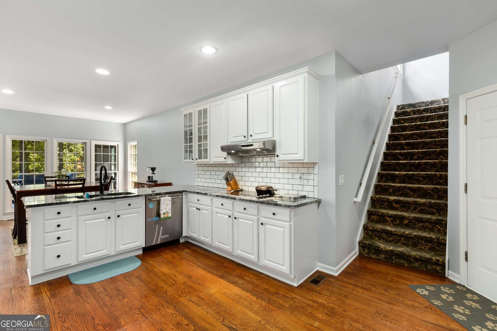 1028 Longwood Woodstock - Photo 10