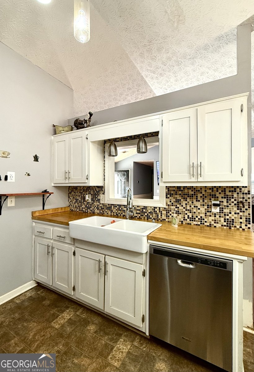 4359 Saddlewood Court Gillsville - Photo 6