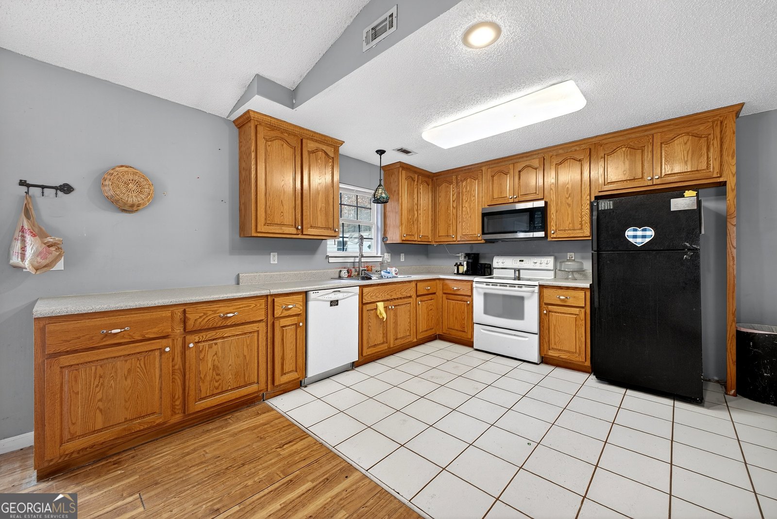 10338 Hoganville Road Hoganville - Photo 8