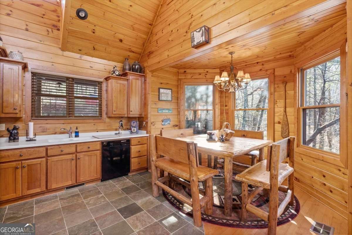 141 Winnebago Trail Chatsworth - Photo 13