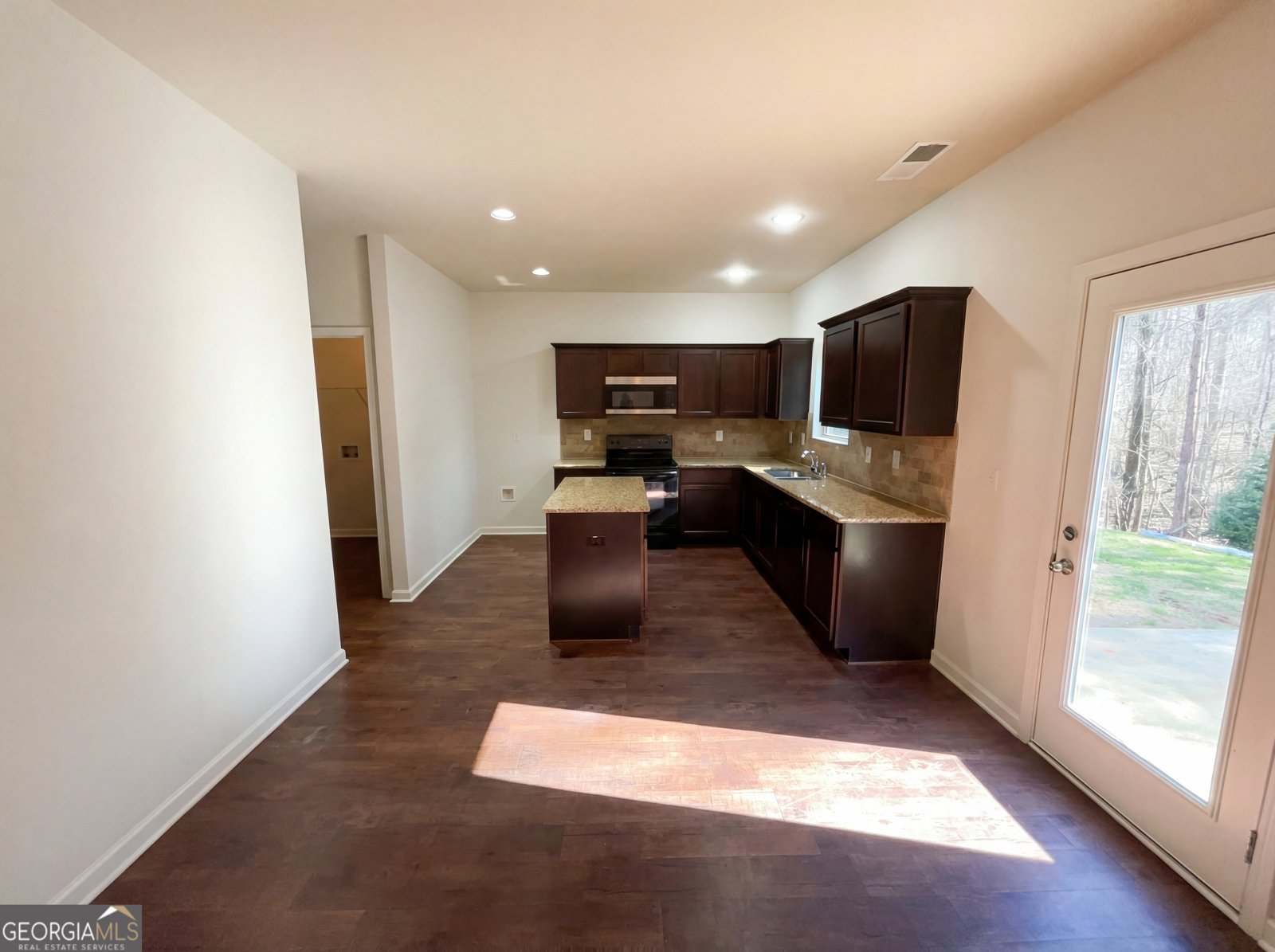 1209 Vienna Court Hampton - Photo 9