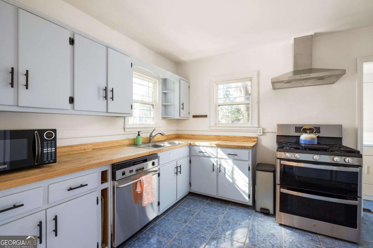 1578 May Avenue Atlanta - Photo 10