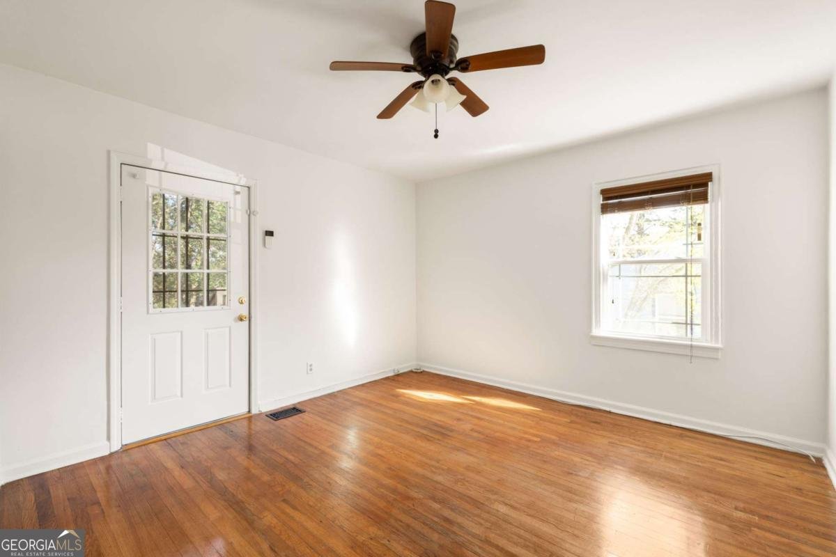 1578 May Avenue Atlanta - Photo 23