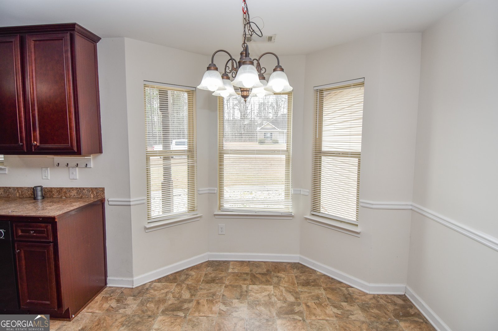 117 Bridle Path Griffin - Photo 12