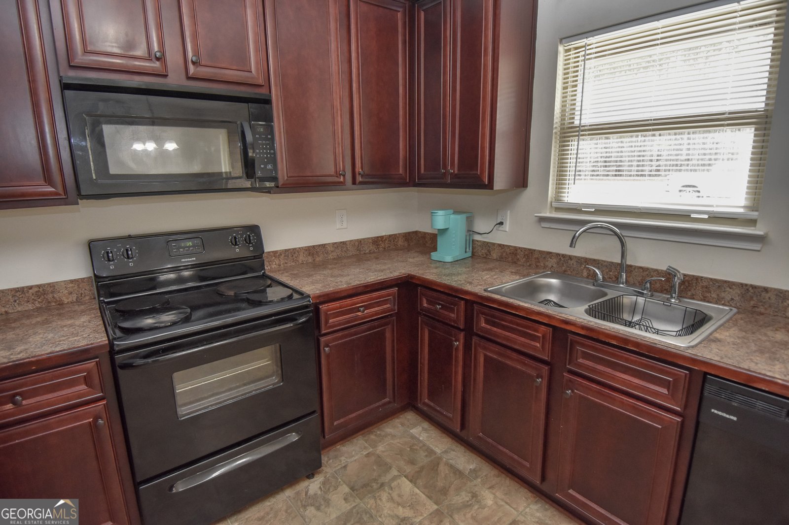 117 Bridle Path Griffin - Photo 16