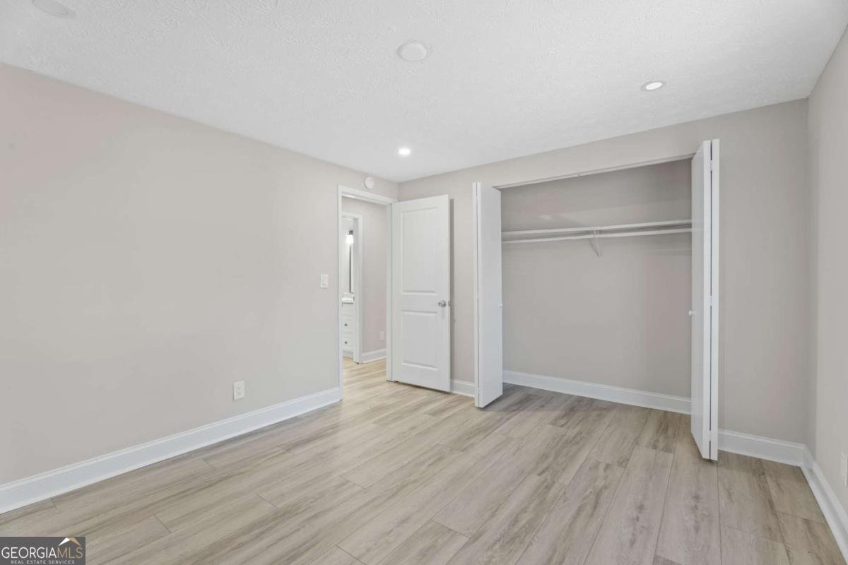 5268 Kinsdale Lane Stone Mountain - Photo 19