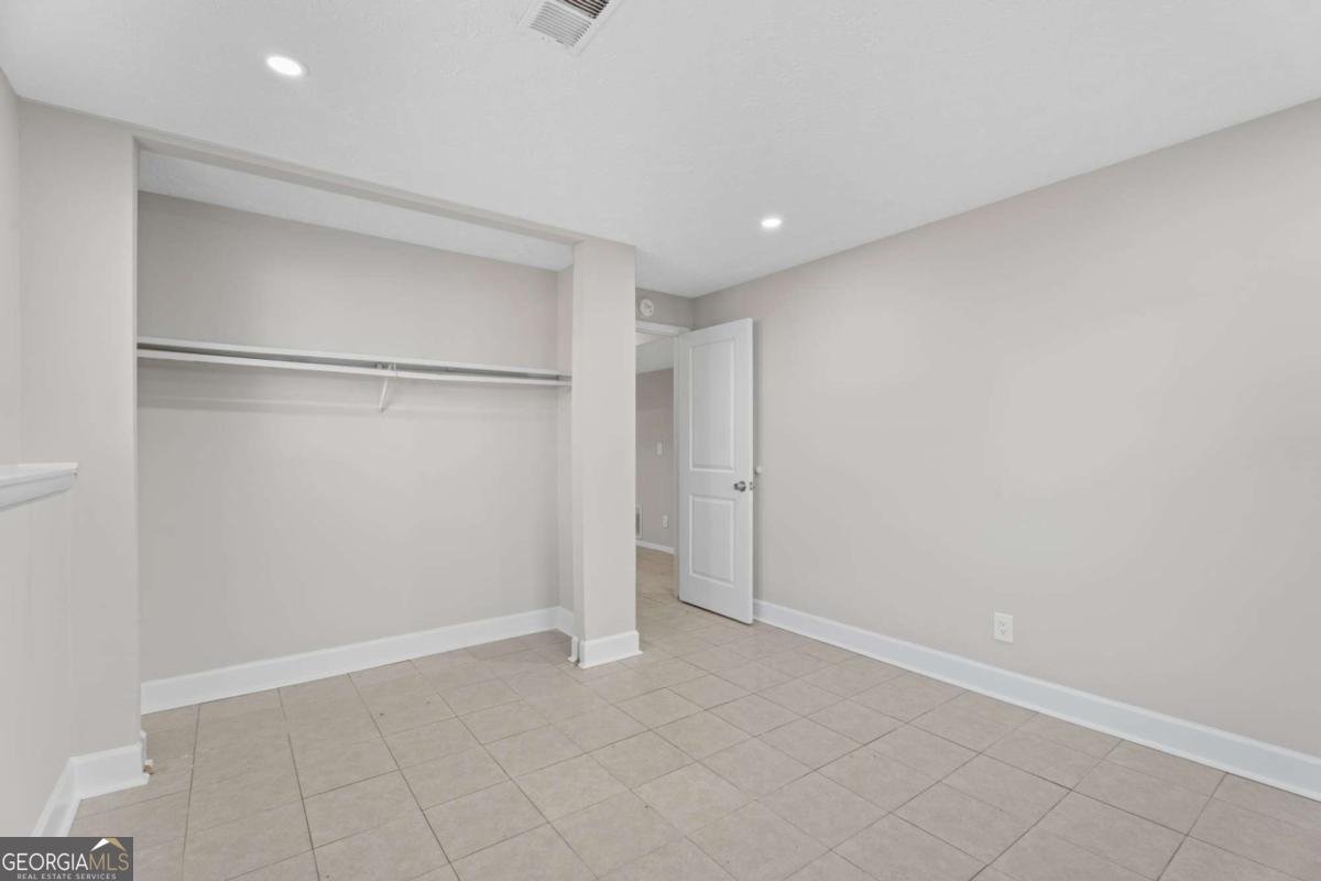 5268 Kinsdale Lane Stone Mountain - Photo 24