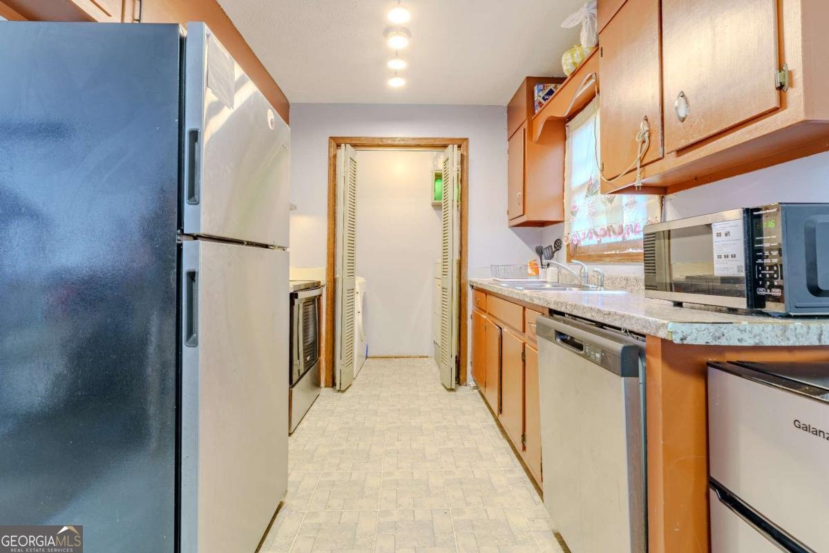 6543 Sage Street Atlanta - Photo 6