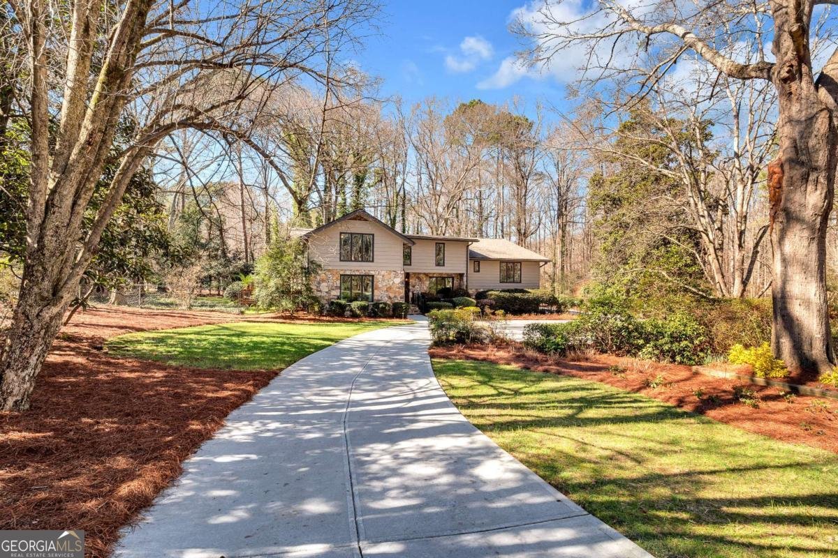 4456 Ridgegate Drive Peachtree Corners - Photo 1