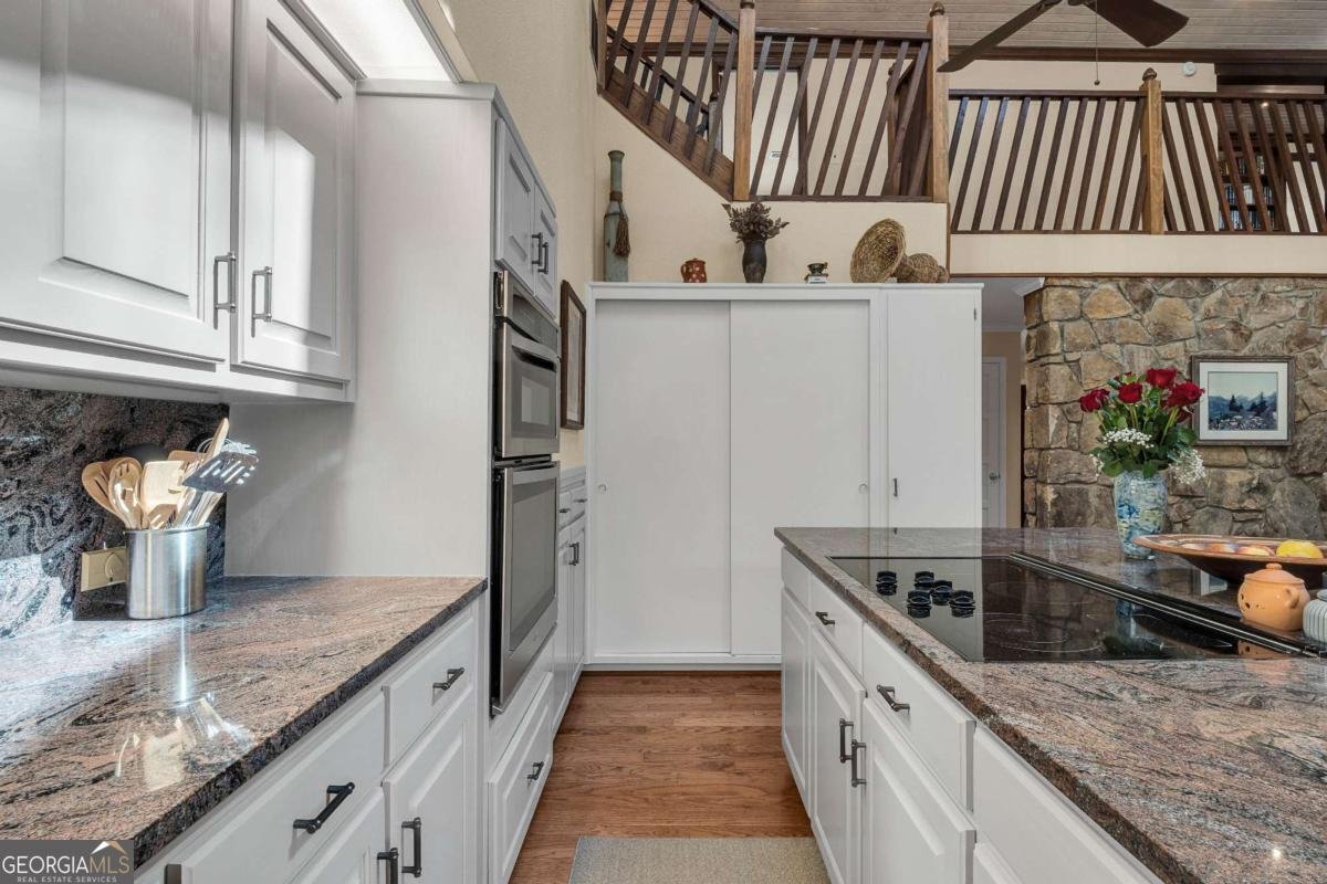 4456 Ridgegate Drive Peachtree Corners - Photo 13