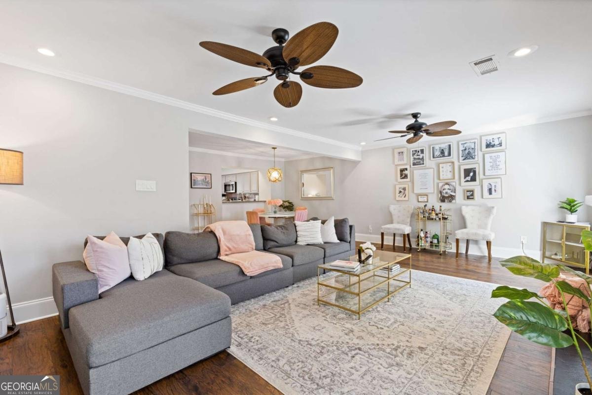 1206 Druid Knoll Drive Atlanta - Photo 11