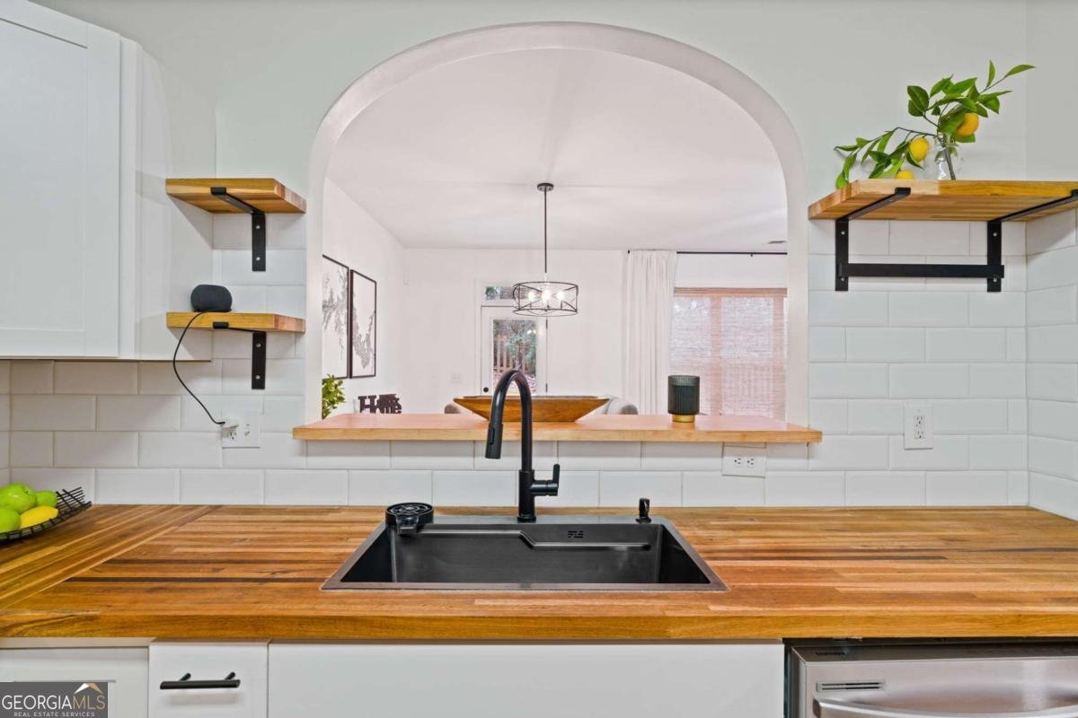 107 Creighton Lane Marietta - Photo 9