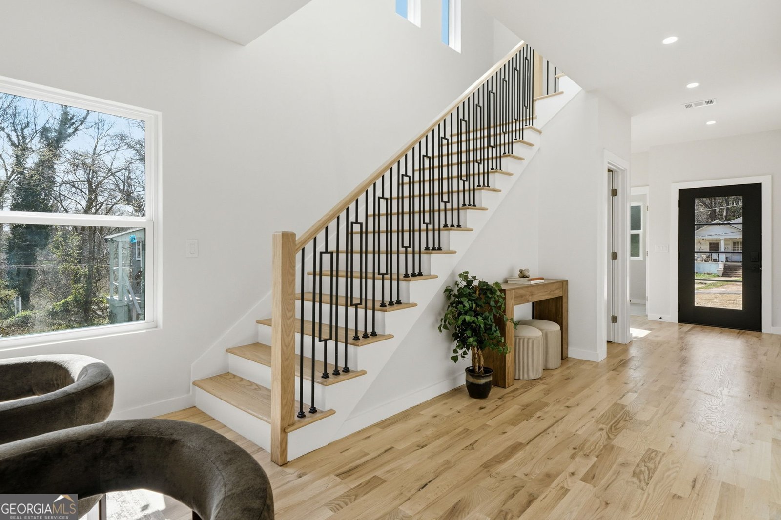 587 Woodland Avenue Scottdale - Photo 6