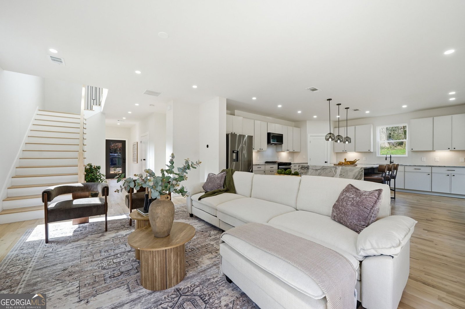 587 Woodland Avenue Scottdale - Photo 9