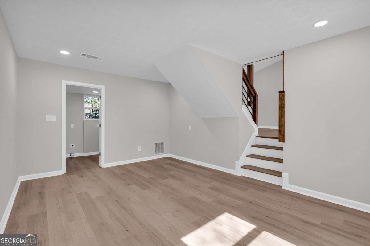 4592 Garden Hills Drive Stone Mountain - Photo 17