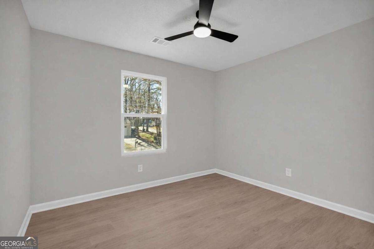 4592 Garden Hills Drive Stone Mountain - Photo 21