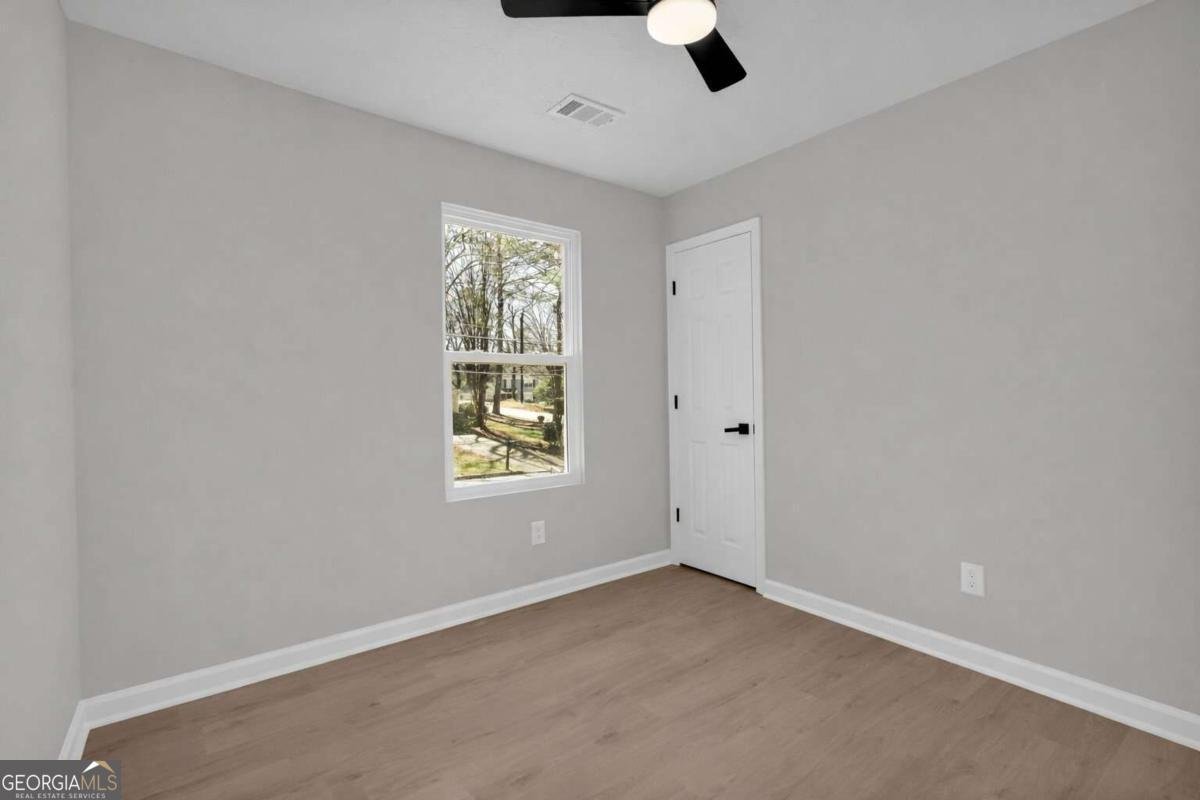 4592 Garden Hills Drive Stone Mountain - Photo 24