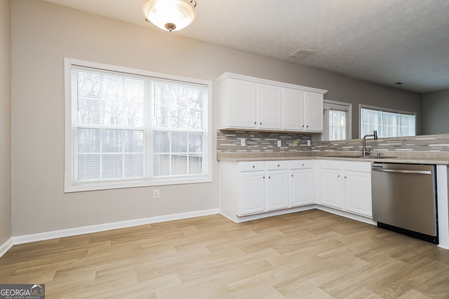 1230 Edythe Court McDonough - Photo 23