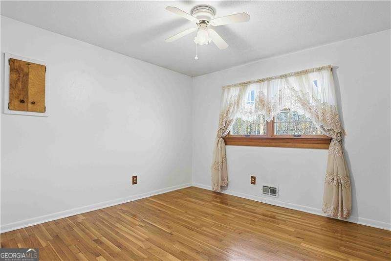 213 Parkwood Drive Kennesaw - Photo 17