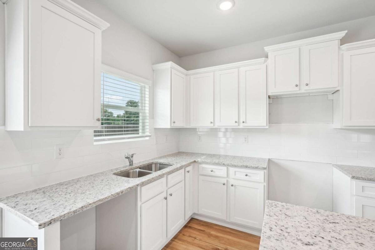 3035 Viewpark Circle Conyers - Photo 13