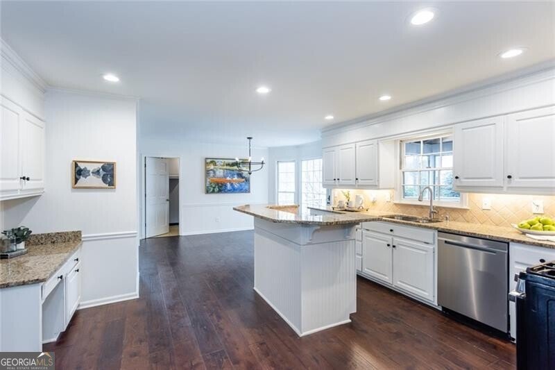 4373 Fielding Lane Peachtree Corners - Photo 9