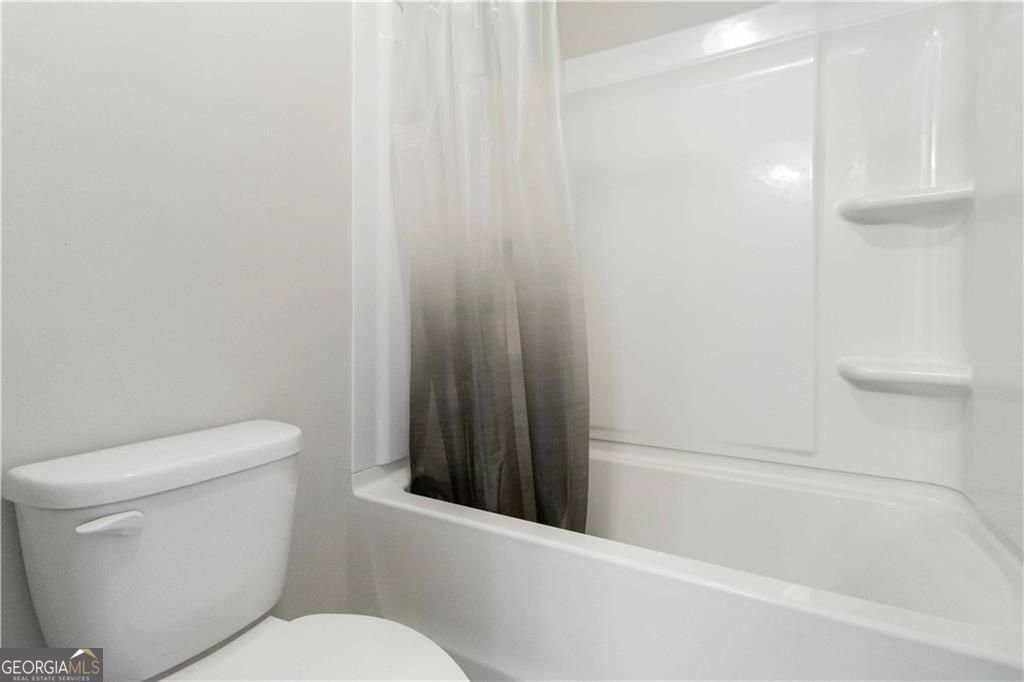 232 Misty Grove Drive Loganville - Photo 13