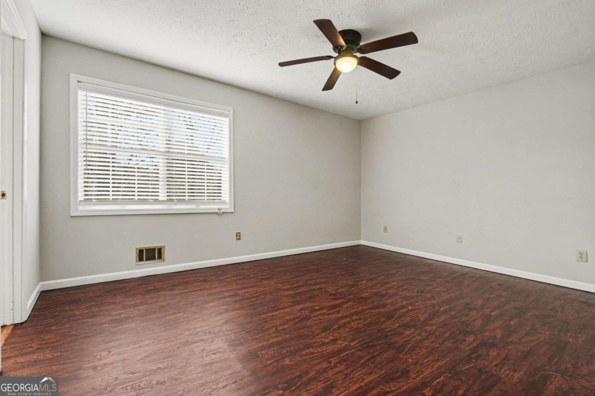 1003 Darvin Lane Kennesaw - Photo 17