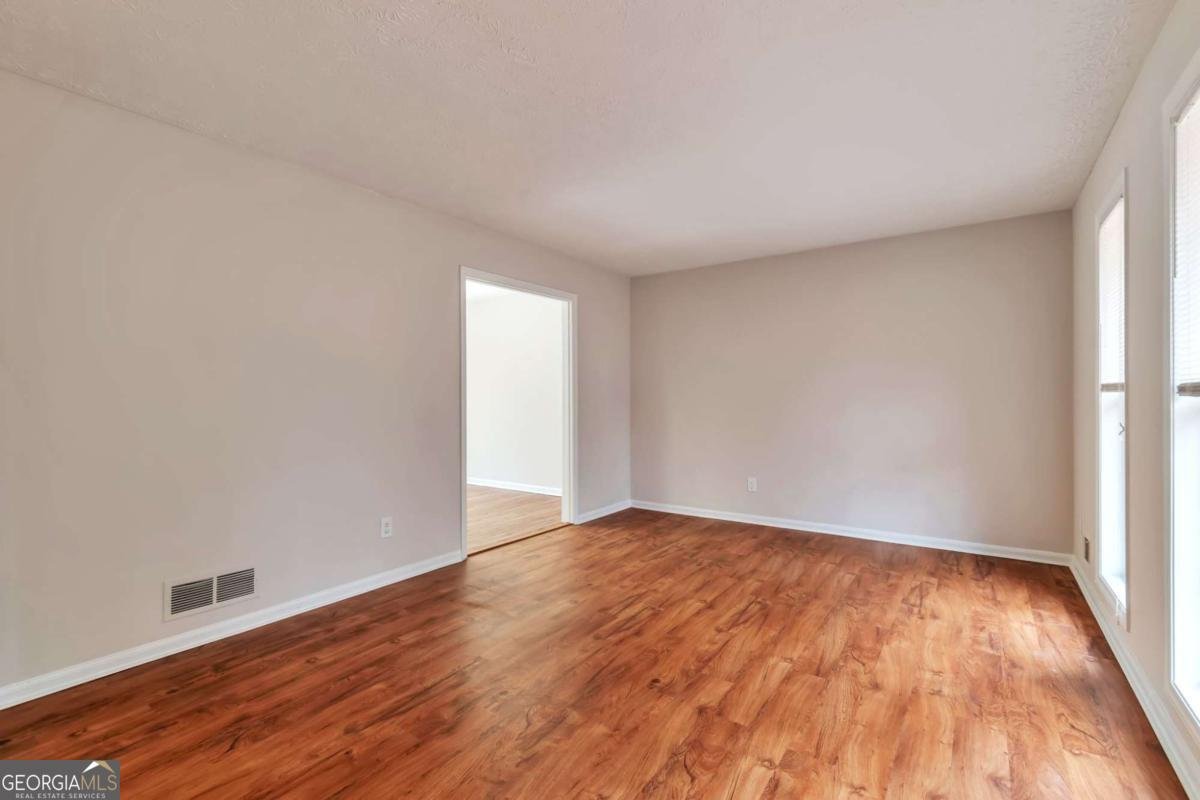 5900 Simone Drive Stone Mountain - Photo 11