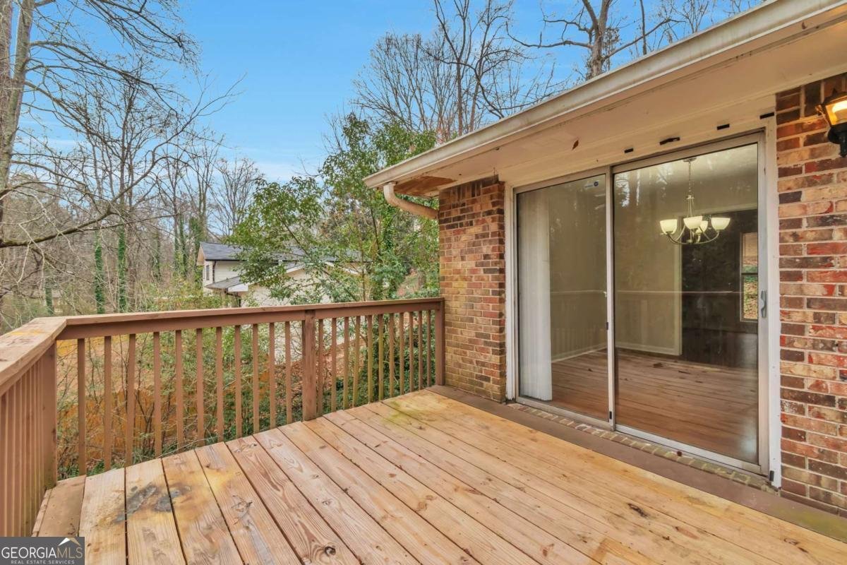 5900 Simone Drive Stone Mountain - Photo 15